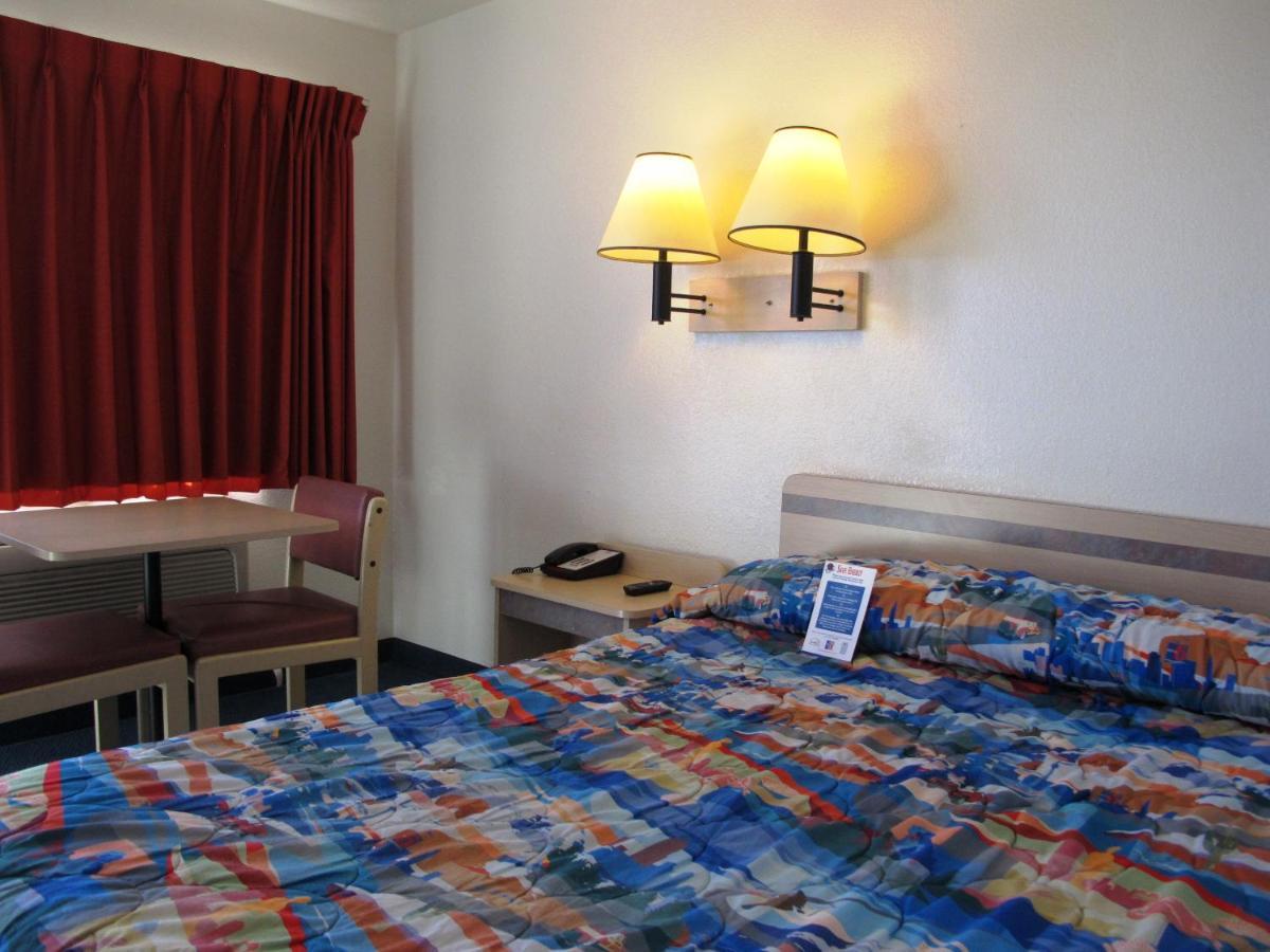 Motel 6 Ontario, Or Extérieur photo